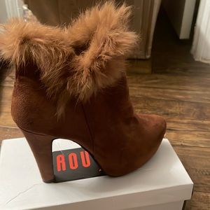 Brown furry boots with heel